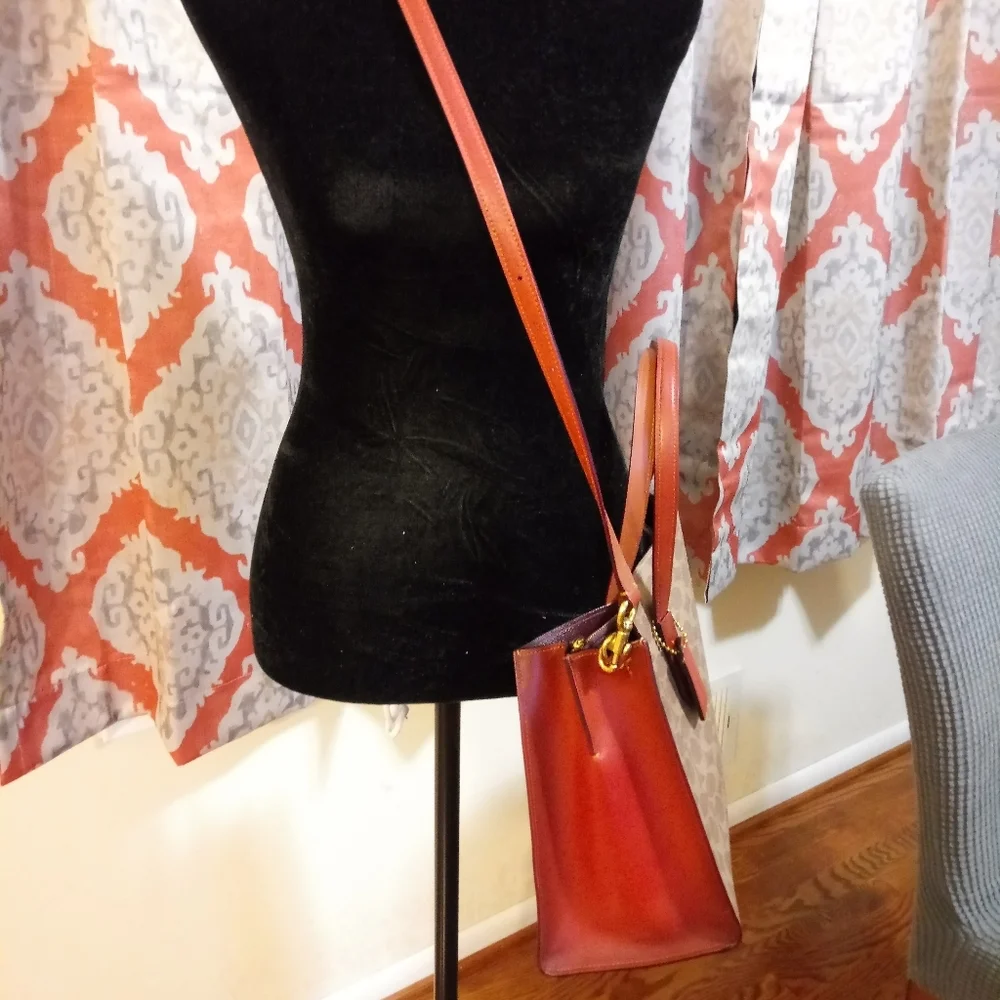 Authentic Coach Charlie Carryall